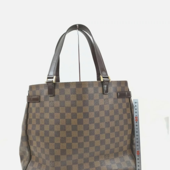 SOLD - Picture 4 of 9